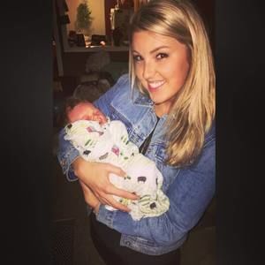 Meet your Posher, Laura